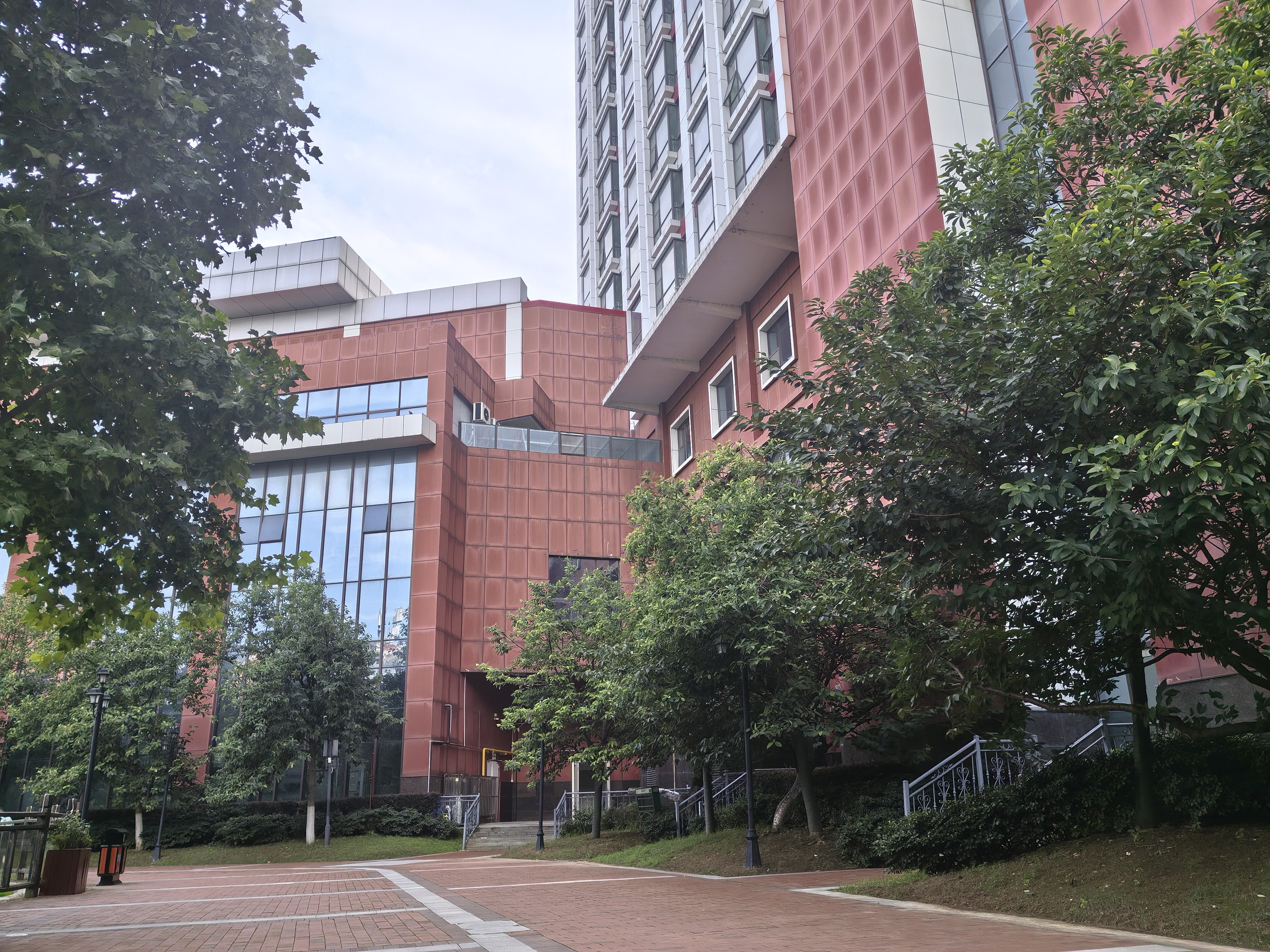 46岁初中学历想评职称，从补中专到大专学历的规划